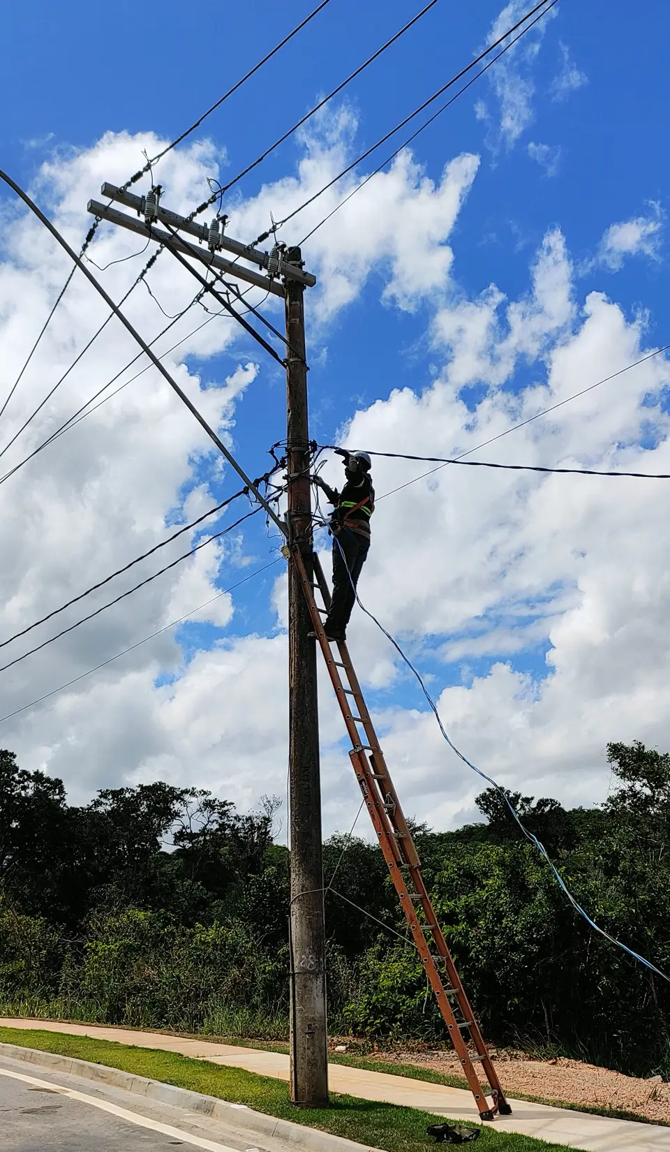 Construção de rede elétrica
