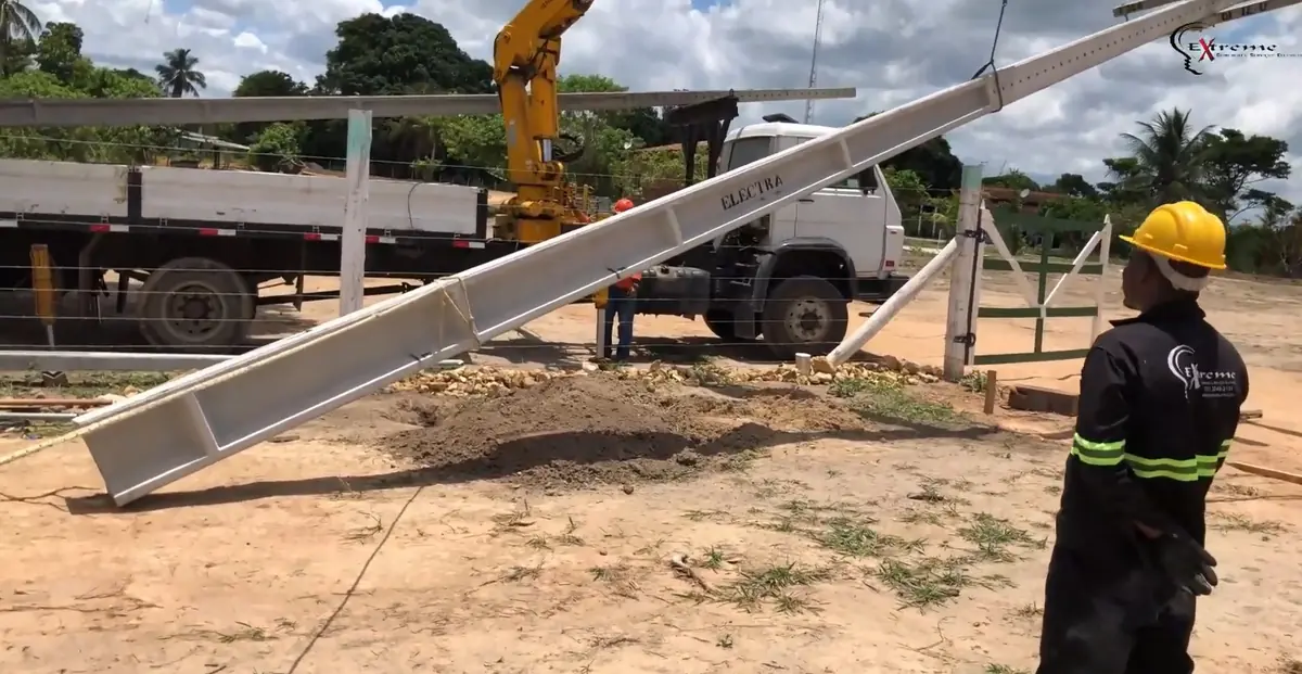 Montagem de subestação elétrica